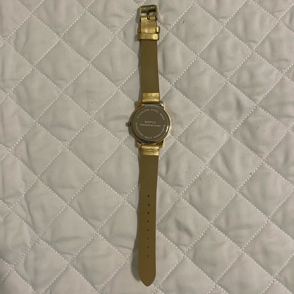 Gold bee watch - Picture 3 of 3